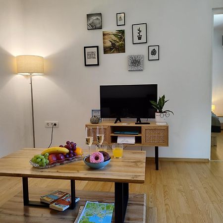 Apartments Pavao 1402 プーラ エクステリア 写真